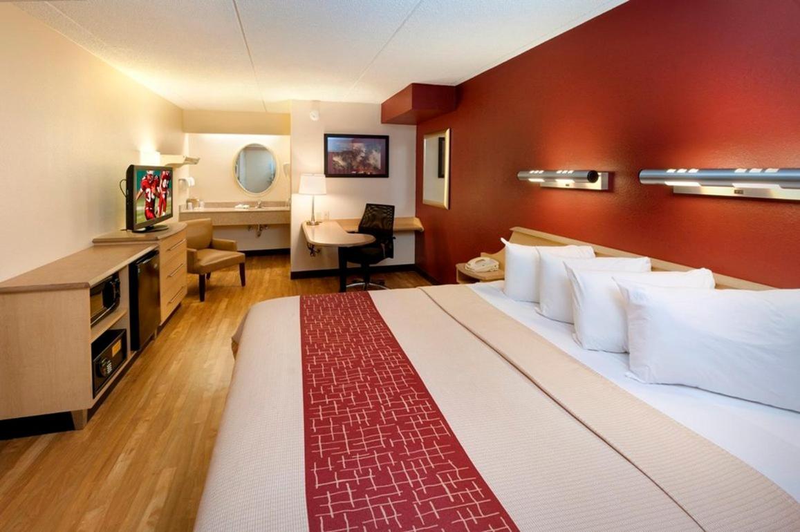 Red Roof Inn Huntington Barboursville Εξωτερικό φωτογραφία