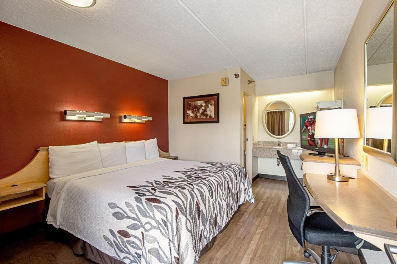 Red Roof Inn Huntington Barboursville Εξωτερικό φωτογραφία