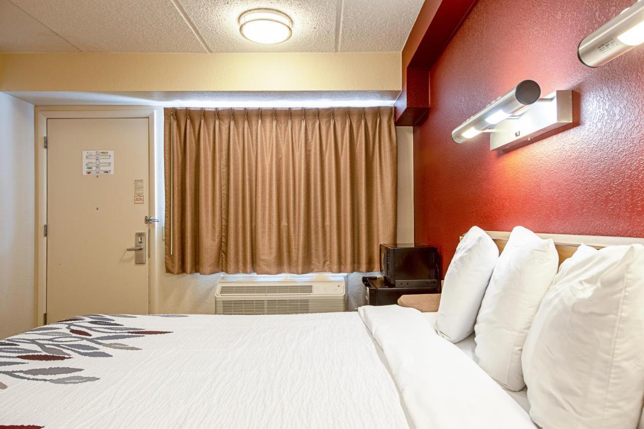 Red Roof Inn Huntington Barboursville Εξωτερικό φωτογραφία