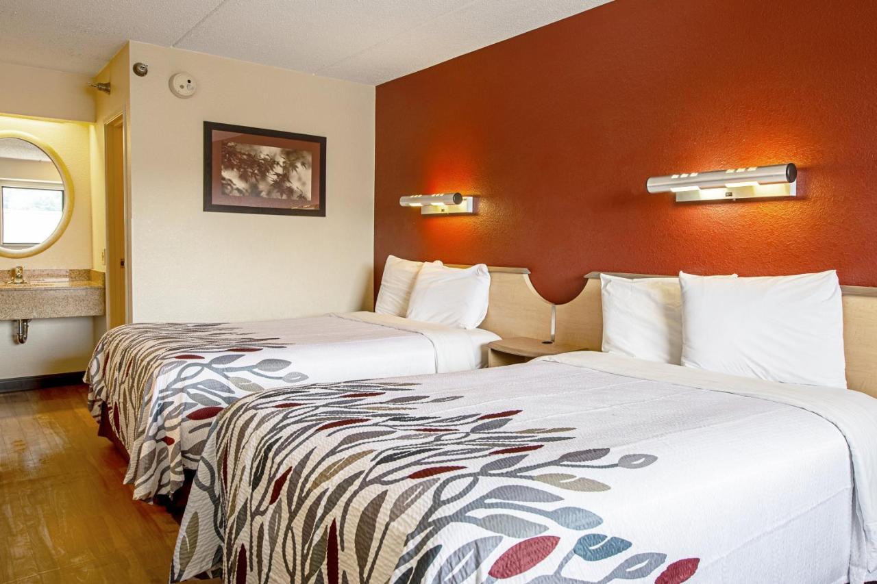 Red Roof Inn Huntington Barboursville Εξωτερικό φωτογραφία