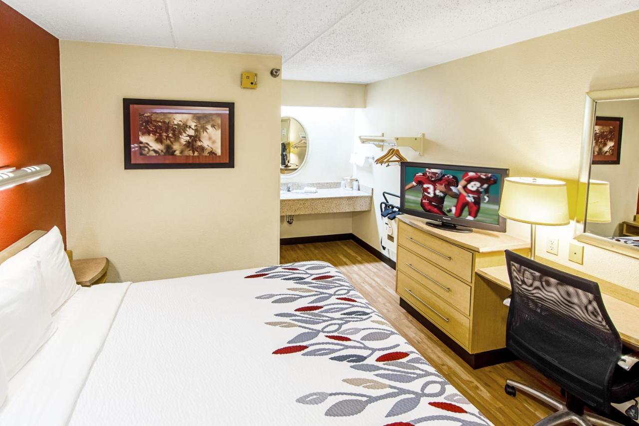 Red Roof Inn Huntington Barboursville Εξωτερικό φωτογραφία