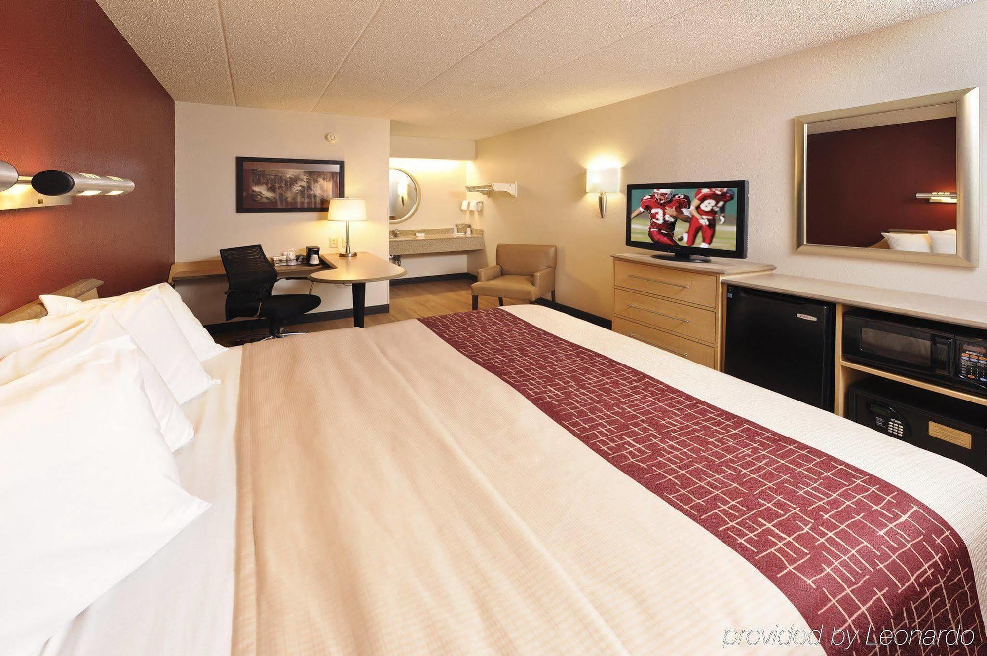 Red Roof Inn Huntington Barboursville Δωμάτιο φωτογραφία