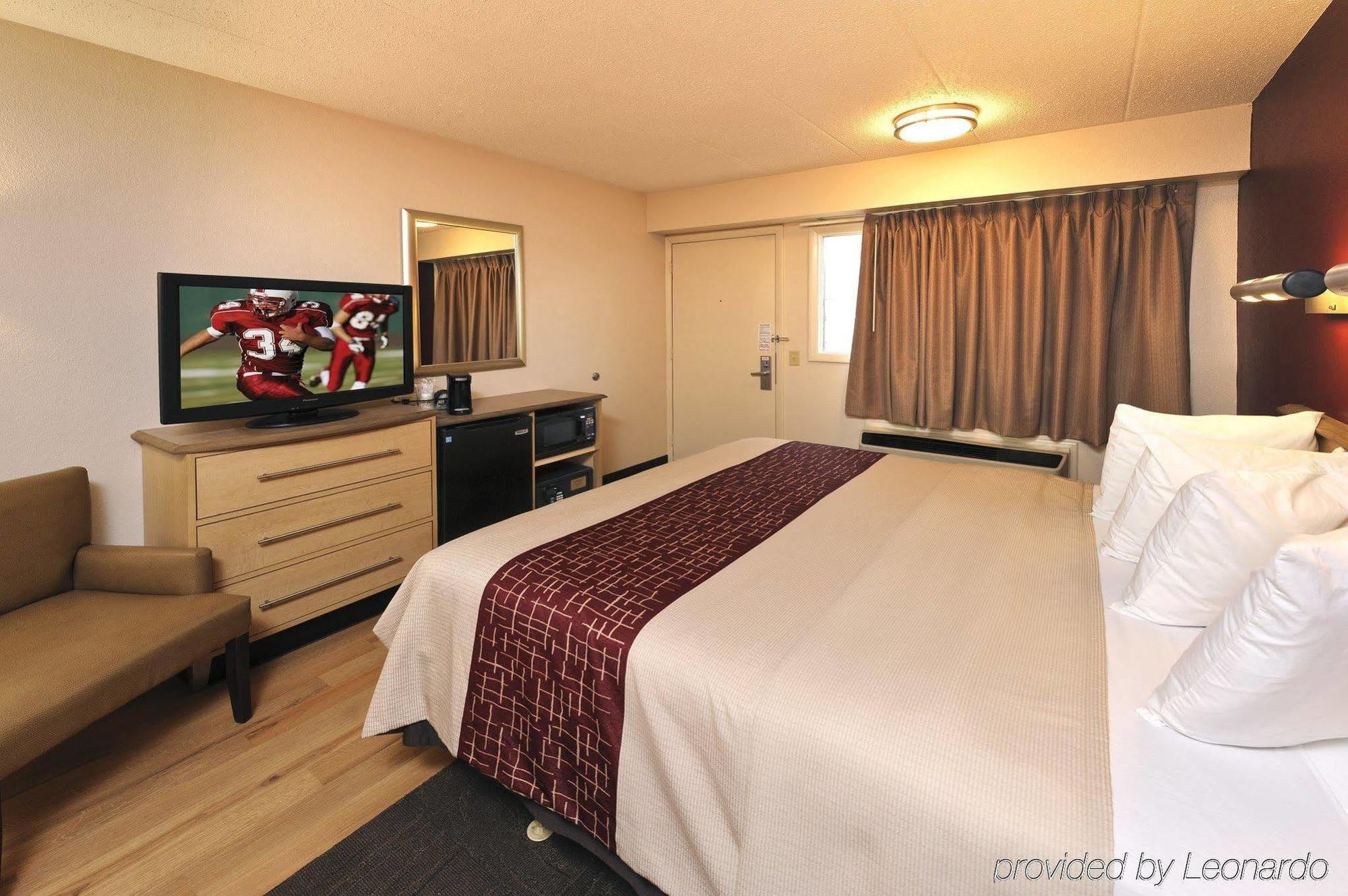 Red Roof Inn Huntington Barboursville Δωμάτιο φωτογραφία